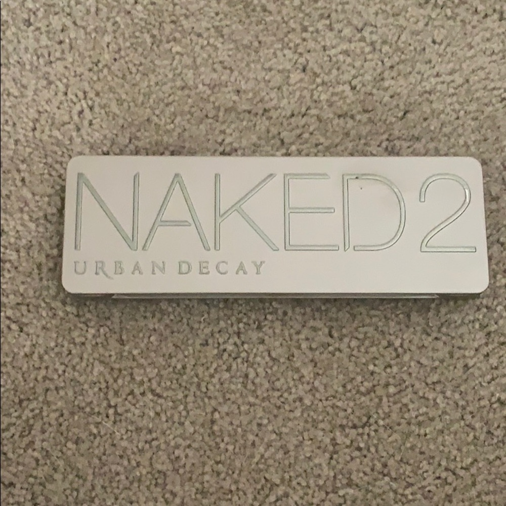 Urban decay naked 2 palette
